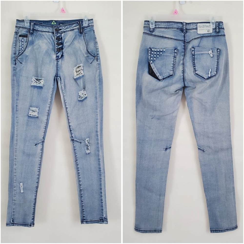 Bianco Jeans Distressed Exposed Button Fly High Rise Jeans